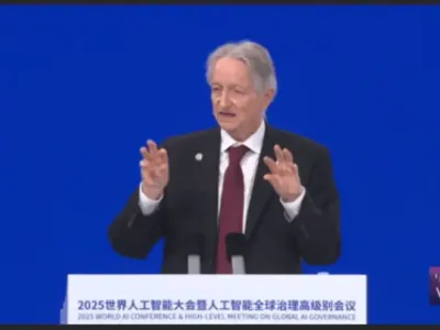发展AI“养虎为患”？“AI教父”辛顿：消灭AI不现实；要把AI训练好，让它不“杀”你