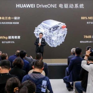 余承东大声卖车，华为终端极速转型