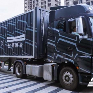 群雄逐鹿万亿级赛道，商用车自动驾驶加速引爆