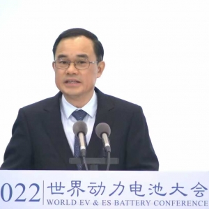 长安朱华荣：我国新能源汽车2025年有望达到千万辆