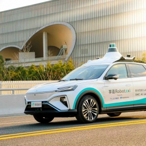 享道出行完成超10亿元B轮融资，Momenta参投，共同打造可规模化Robotaxi