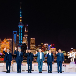 华为高调“阅兵”，开启新一轮扩张？